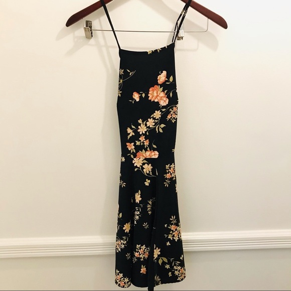 Brandy Melville Sundress Cross Back Floral OS - Picture 3 of 7